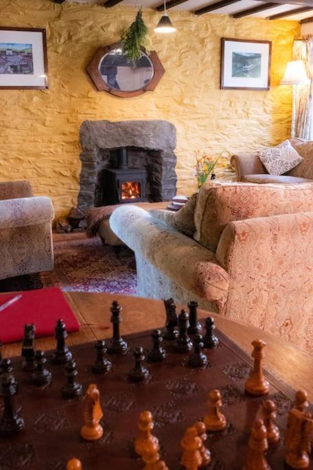 Yr Hen Efail - Old Smithy Villa Tregaron Bagian luar foto